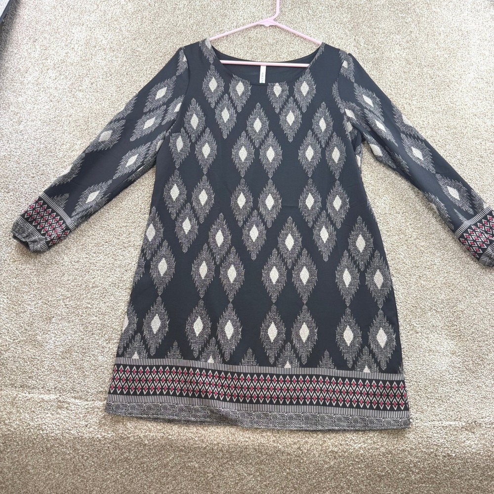 Gilli Womens Medium Black White Ikat Diamond Long Sleeve Shift Dress Boho Tribal